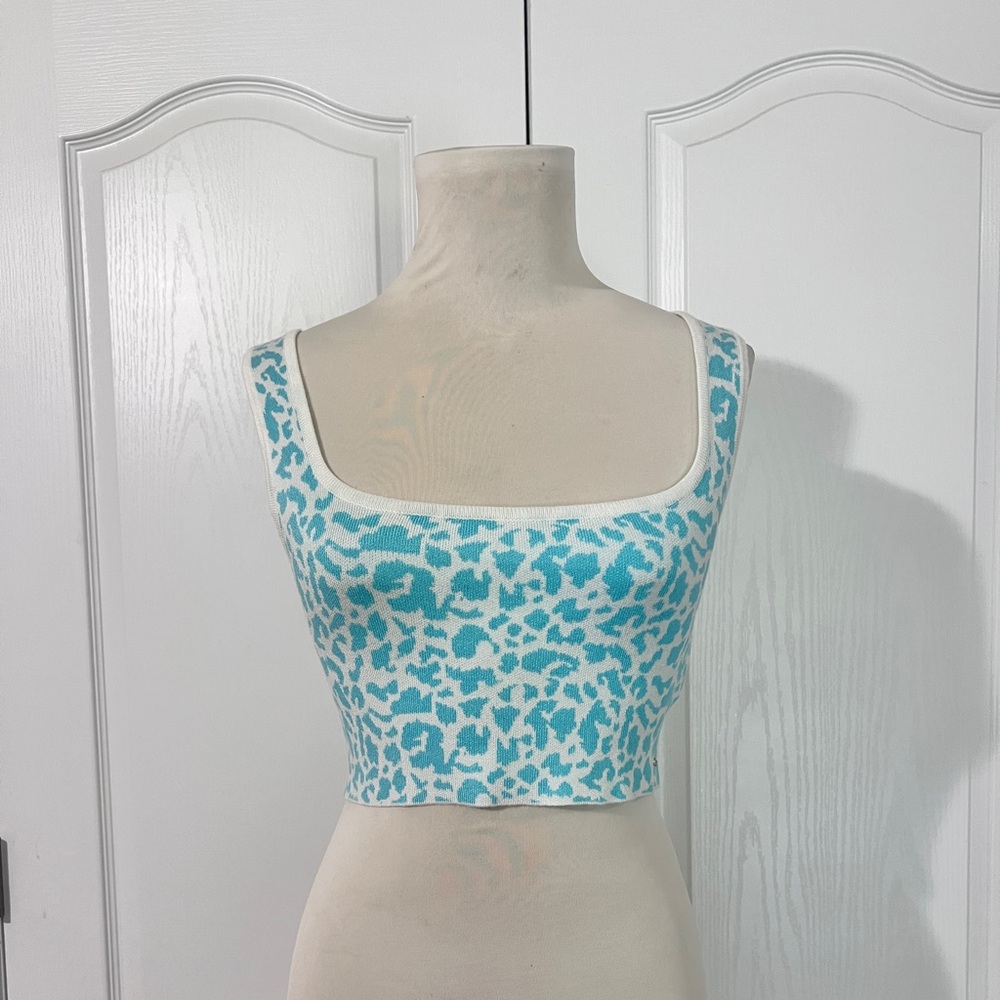 Q2 Square Neck‎ Crop Top Animal Print Cute Stretch - sz S